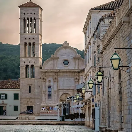 Διαμέρισμα Tudor